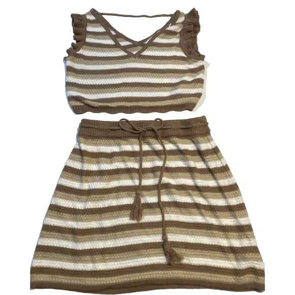Madden Nyc Tops - Women's 2-piece Outfit Madden NYC Size L/XL Crochet Striped Sleeveless Y2K Boho
